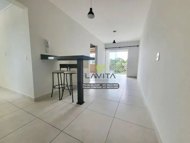 Imagem: O apartamento possui 2 Dormitórios, 1 Banheiro, 1 Vaga na