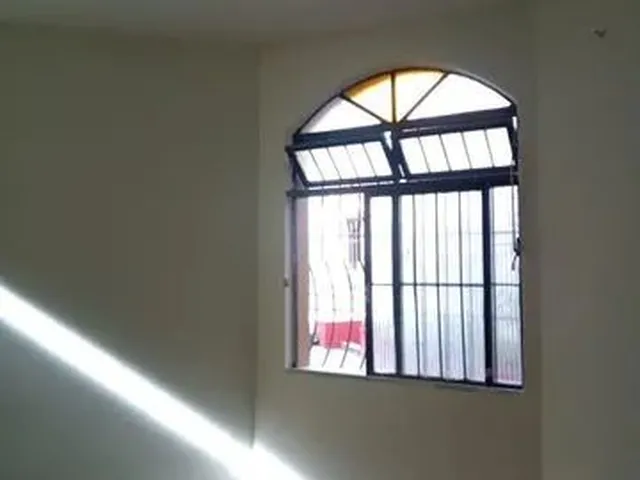 Imagem 12: Casa Geminada Duplex com Excelente Localização