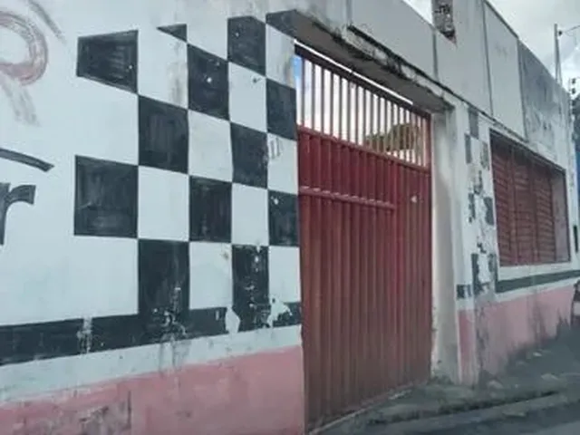 Imagem: O terreno possui 420m² de Área e está localizado em
