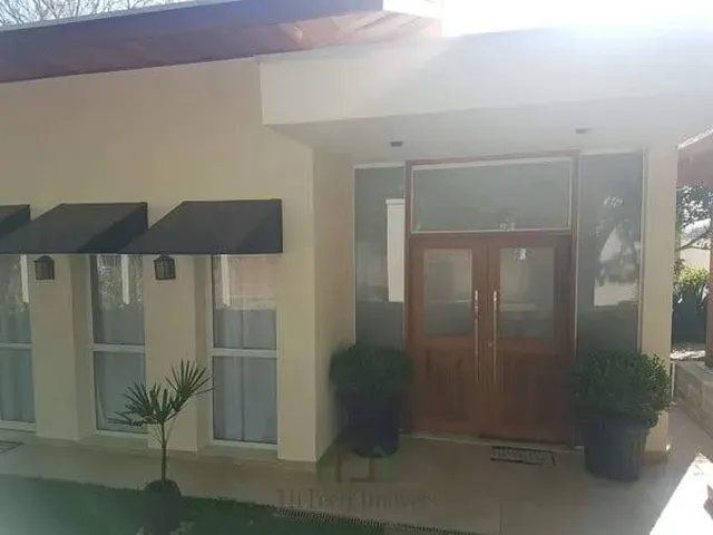 Imagem: Casa À Venda 4 Quartos, 2 Vagas, 2461M²