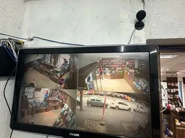 Imagem 5: Loja Celular Galpão / depósito com venda por R$80.000