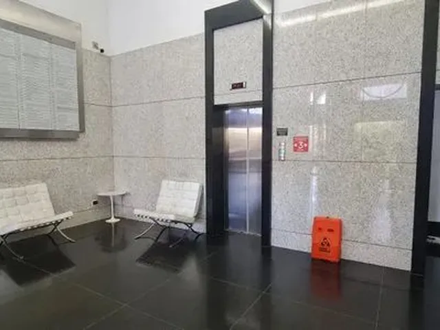 Imagem 8: Sala Embassy Tower - Escritório Mobiliado