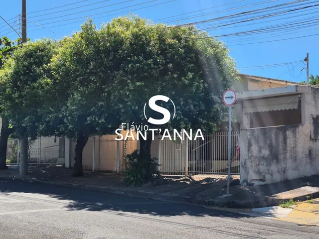 Imagem: Oportunidade no Centro! Casa Ampla na Av