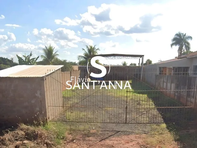 Imagem: O terreno possui 400m² de Área e está localizado em