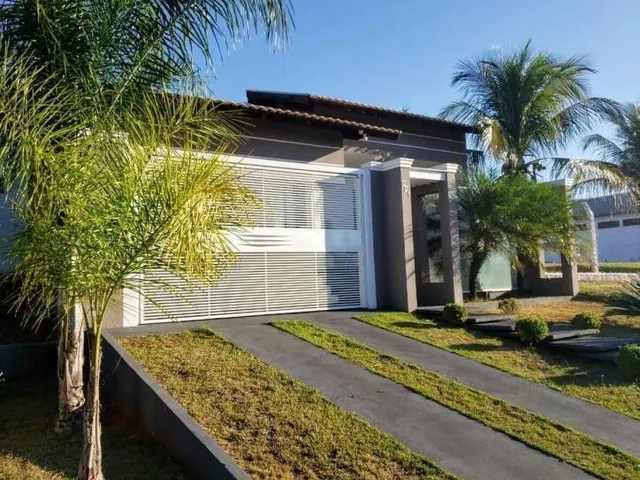 Imagem: Vende-Se Casa com Piscina em Macedônia