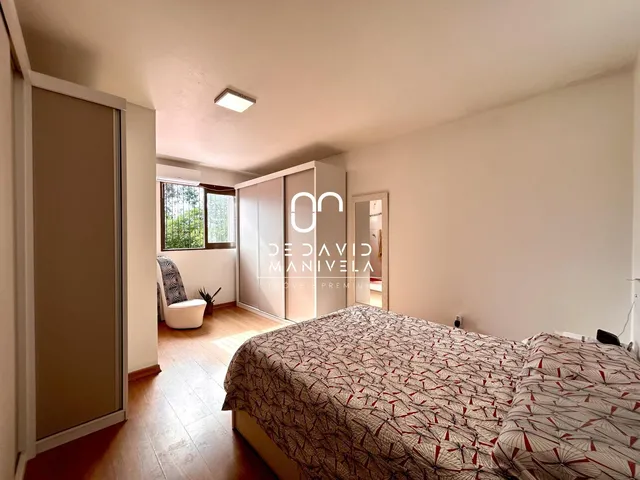 Imagem 10: Casa; Camobi; Imóvel Amplo; 04 dormitórios
