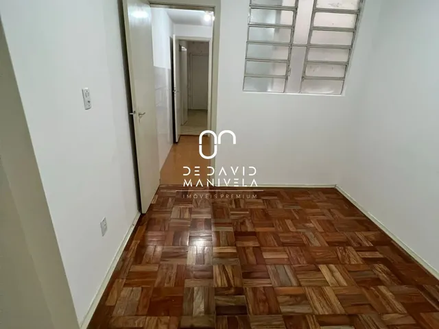 Imagem 12: Apartamento 02 Dorm com Dependência, com Box de Garagem