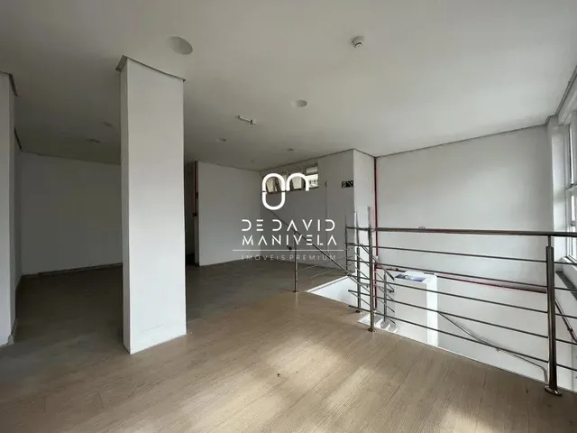 Imagem 10: *Oportunidade Única! Loja Comercial Disponível para Locação e Venda no Centro d