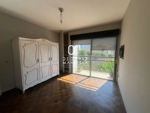 Imagem 9: ? **Imperdível apartamento de 3 quartos no coração de Santa Maria, RS!** ?
