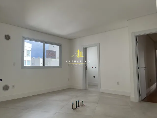 Imagem 12: ALTO PADRÃO Apartamento com 3 dormitórios