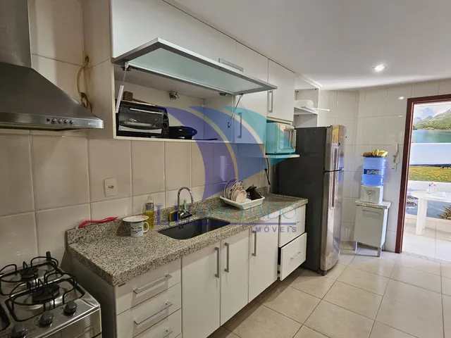 Imagem 5: COD 1429- VENDA- Casa Duplex- Vista Mar com Piscina, Condomínio dos Pássaros