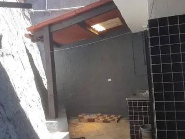 Imagem 3: Casa com Quintal, Pronta para Morar