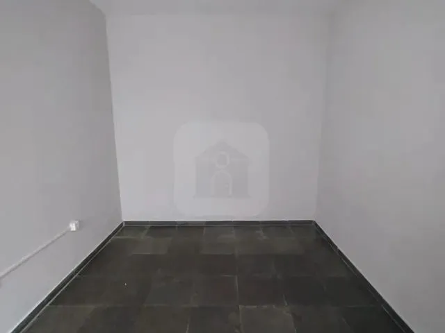 Imagem 1: Sala Comercial Quarto com aluguel por R$500 /mês