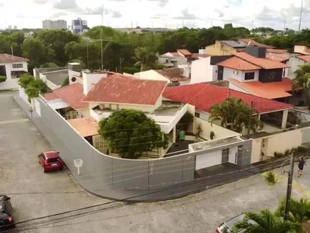 Imagem: Casa de Condomínio Fechado com 256M²