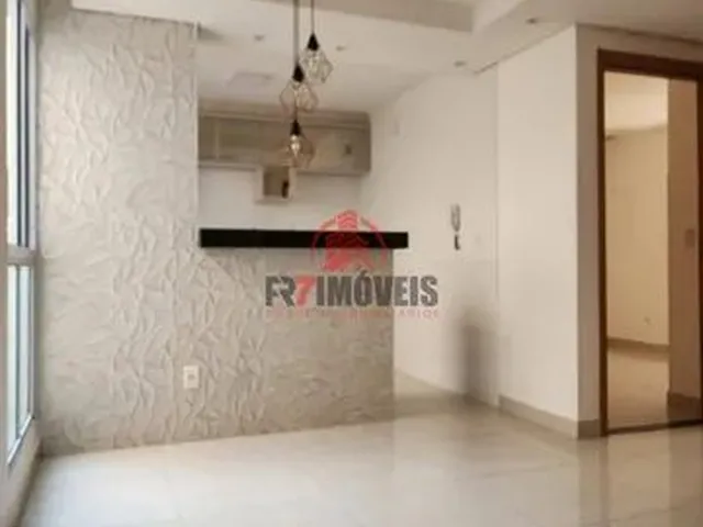 Imagem: O apartamento possui 2 Dormitórios, 1 Banheiro, 1 Vaga na