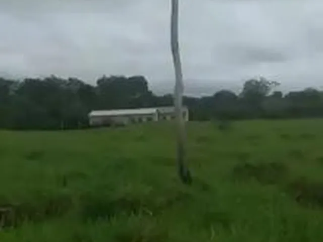 Imagem: A fazenda possui 400m² de Área e está localizado em