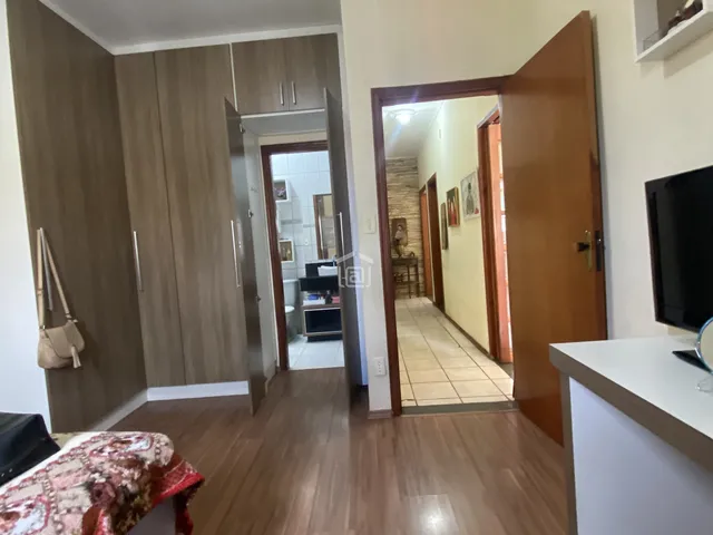 Imagem 3: 3 Dormitórios na Rua Acácia