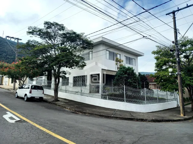 Imagem: Venda de Casa em Poços de Caldas