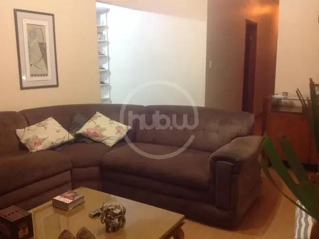 Imagem: Casa com 4 Dormitórios À Venda em Contagem