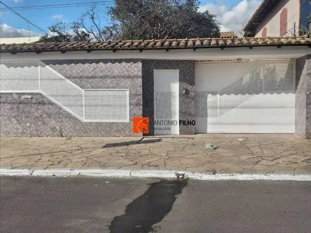 Imagem: Casa com 3 Dormitórios para Alugar, 190