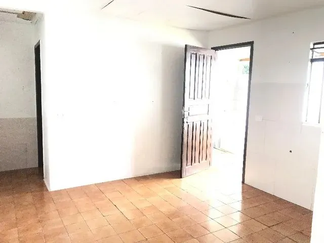 Imagem 2: Curitiba - Casa Padrão - Xaxim