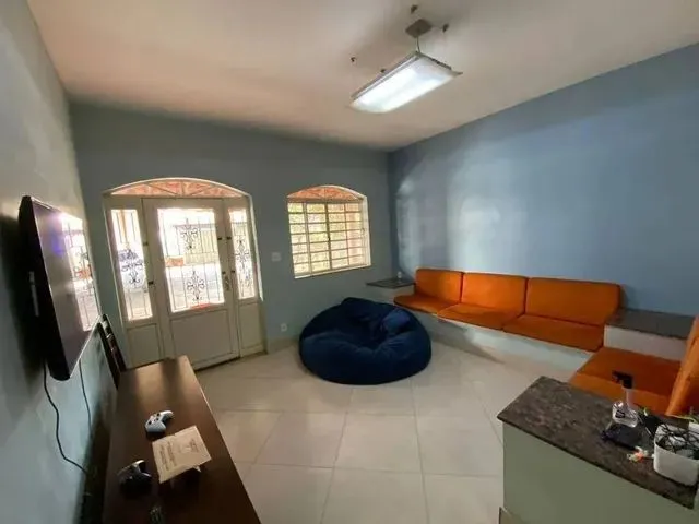 Imagem: Casa de 5 Quartos, 4 Banheiros, 6 Vagas