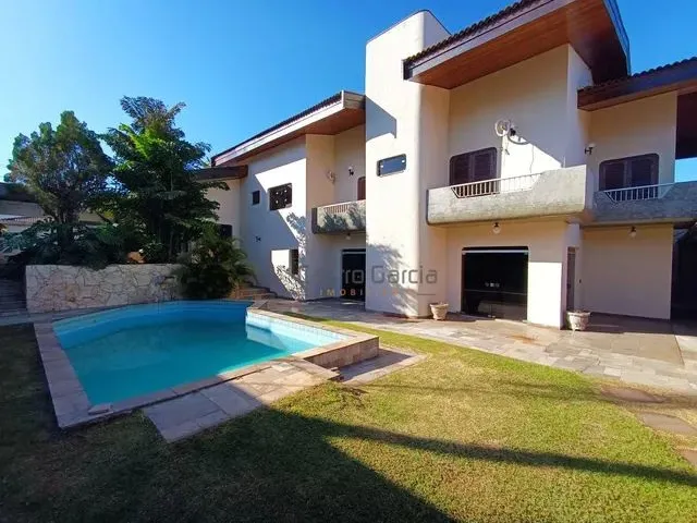 Imagem: Casa com 4 Dormitórios para Alugar, 560