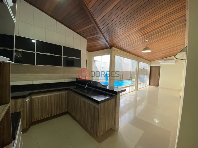Imagem: Casa em Condomínio com Energia Solar