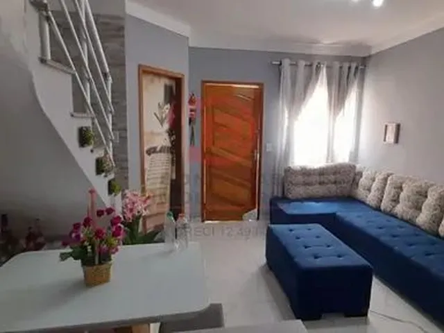 Imagem: A casa em condomínio possui 2 Dormitórios, 2 Suítes, 2