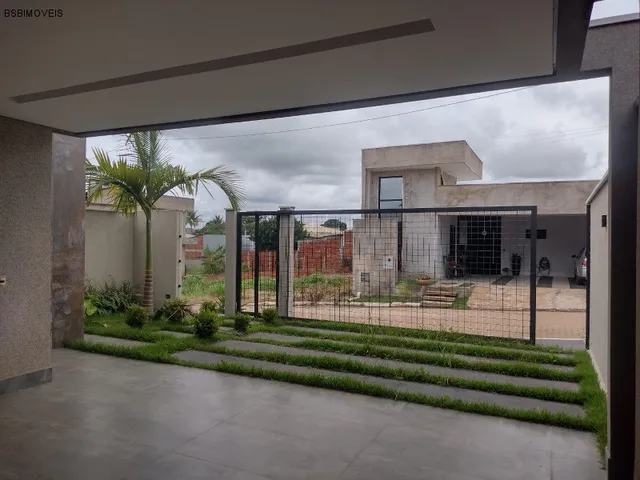 Imagem 10: SHA conjunto 5 chácara 134C , casa com 3 quartos nova e moderna , piscina e churrasqueira