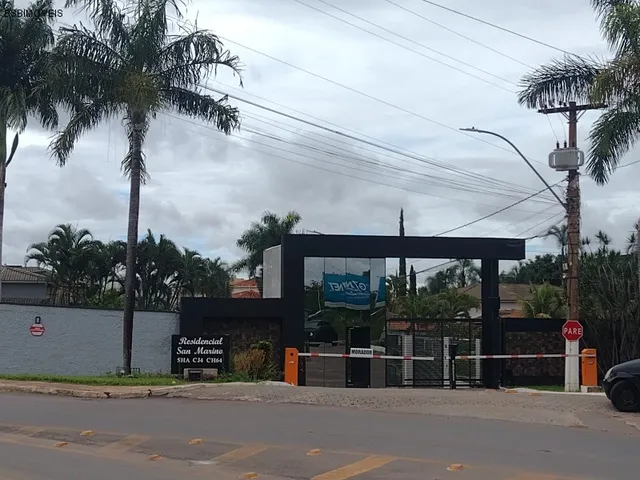 Imagem 8: SHA conjunto 4 , casa com 4 quartos sendo 3 suítes, lazer, condomínio fechado