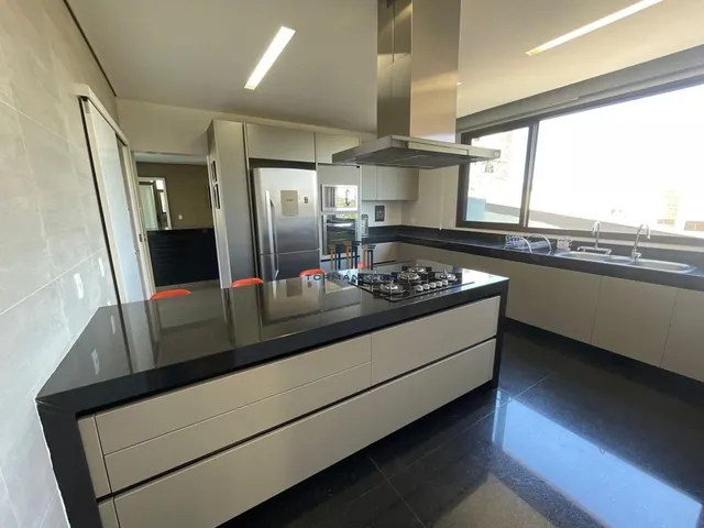 Imagem 4: Excelente casa alto padrão mobiliada com piscina e spa, 3 suítes em Alphaville V