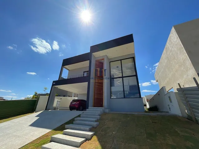 Imagem: Linda Casa com Piscina e 3 Suítes, Alphaville