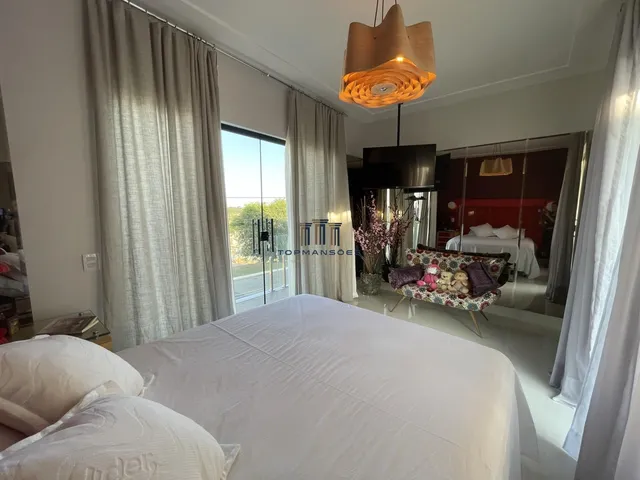 Imagem 3: Casa com piscina aquecida e sauna 3 suites em Condominio Vespasiano