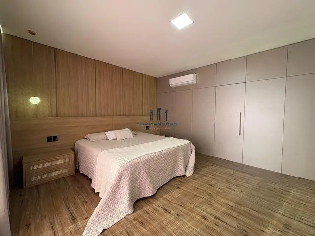 Imagem 13: Casa de alto padrão, moderna com piscina aquecida, 4 quartos, em Alphaville/MG