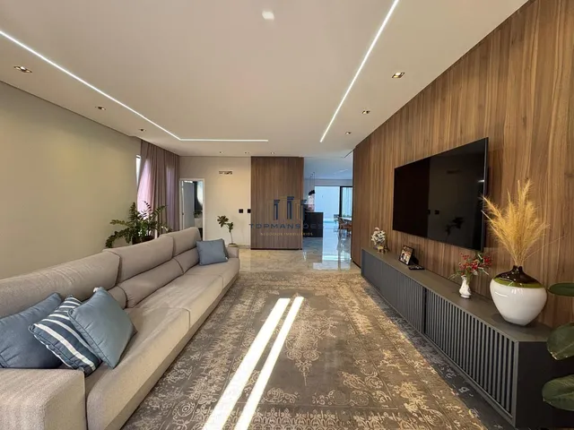 Imagem 9: Casa de alto padrão, moderna com piscina aquecida, 4 quartos, em Alphaville/MG