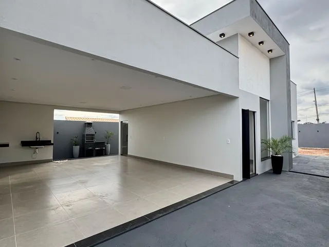 Imagem 4: Casa à Venda no Afonso Queiroz em Patos de Minas – 3 Quartos, Suíte, Churrasqueira e