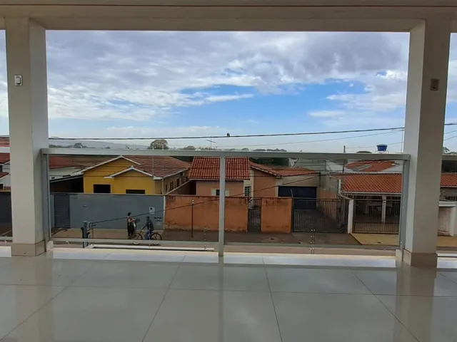 Imagem 4: ? Casa Ampla com 2 Suítes + Edícula Completa | 390m² de Construção