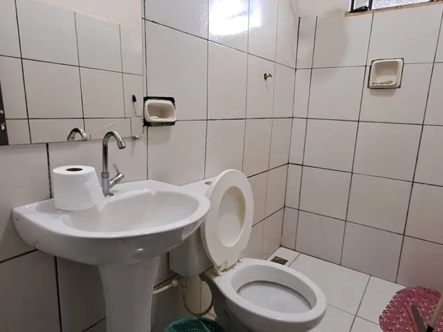 Imagem 7: ? Casa Ampla com 2 Suítes + Edícula Completa | 390m² de Construção