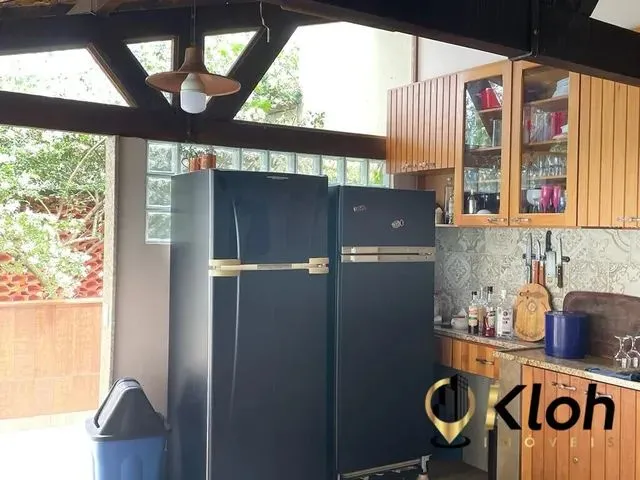 Imagem 3: Mosela - Vendo Ampla Casa com 05 Quartos