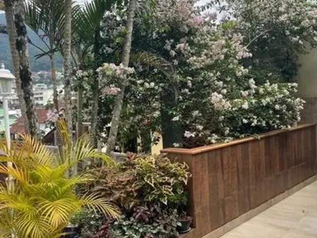 Imagem 11: Mosela - Vendo Ampla Casa com 05 Quartos