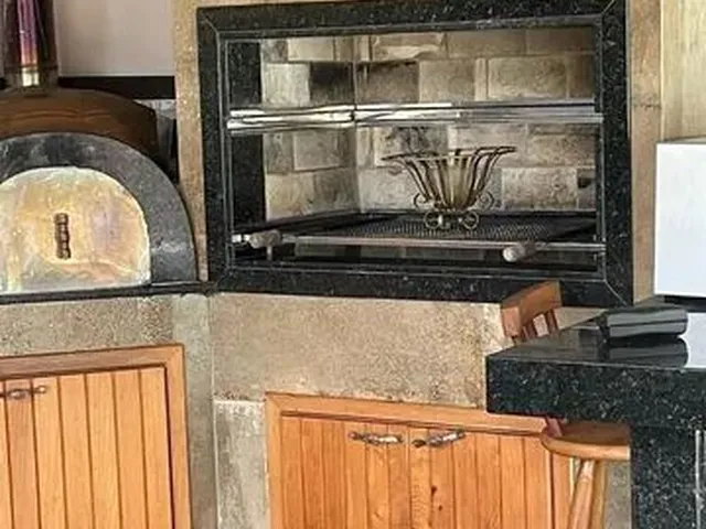 Imagem 16: Mosela - Vendo Ampla Casa com 05 Quartos