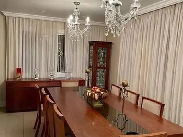 Imagem 4: Mosela - Vendo Ampla Casa com 05 Quartos