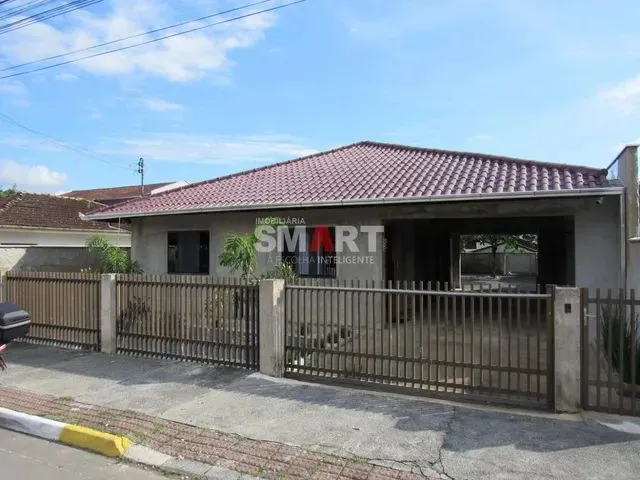 Imagem 2: Casa Semimobiliada com 3 Quartos