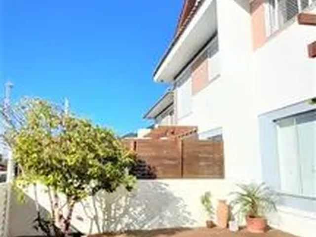 Imagem 11: Sobrado para Venda Tem 166 M² com 3 Quartos nos Açores - Florianópolis - Sc