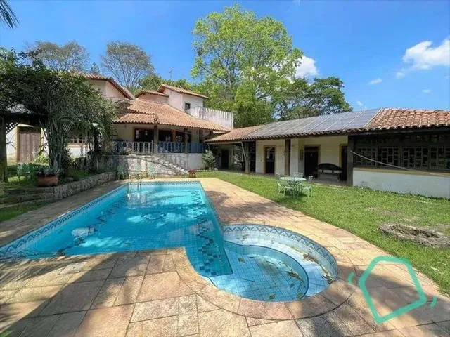 Imagem: Casa com 3 Dormitórios À Venda, 545 M²