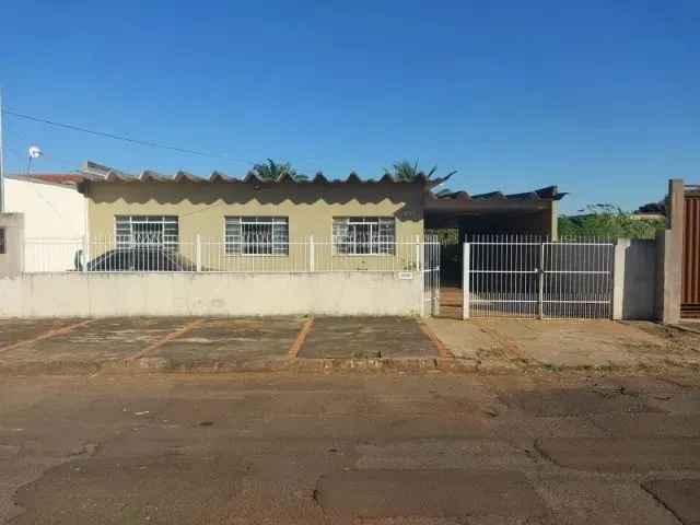 Imagem: Casa Bem Localizada 3 Quartos Próximo Ao