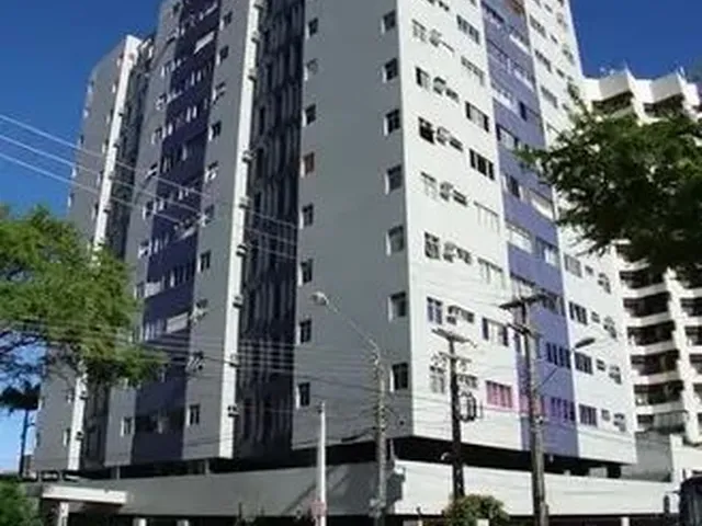 Imagem: Quarto Vago em Apartamento em Petrópolis