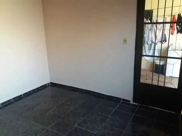 Imagem: Quarto com Banheiro