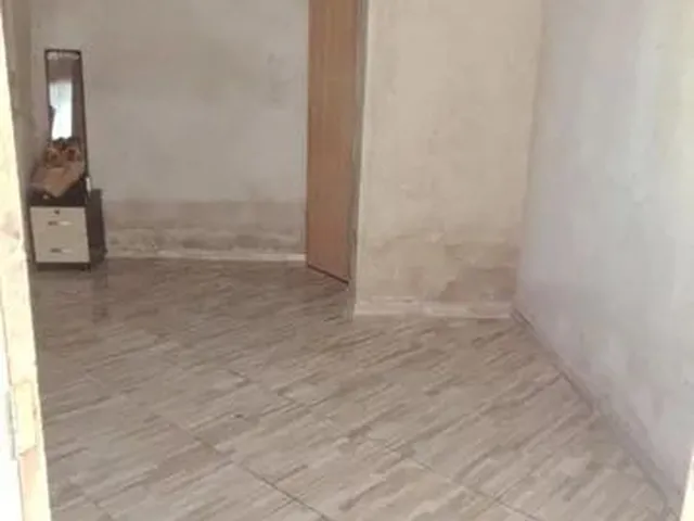 Imagem 2: Aluga-Se Um Quarto C Banheiro 380